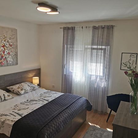 Апартаменты Apartman Maria, Ciovo Трогир Экстерьер фото