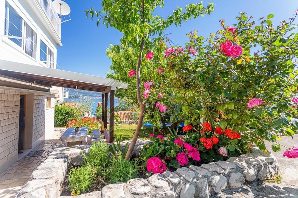 Апартаменты Apartman Maria, Ciovo Трогир Экстерьер фото